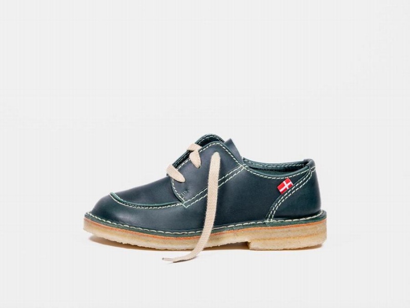 Women\'s Duckfeet Fyn Lace Up Shoes Green | EOM891WJ